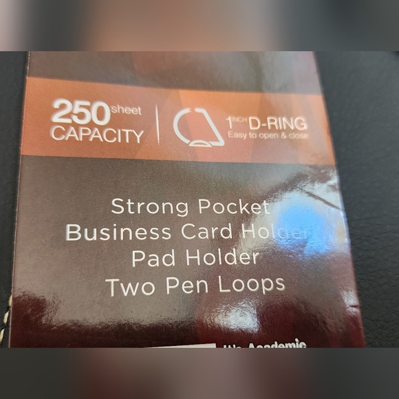 Mini Executive Leather Portfolio Folder, 1" Ring Binder and 250-Sheet Capacity - Picture 6 of 10